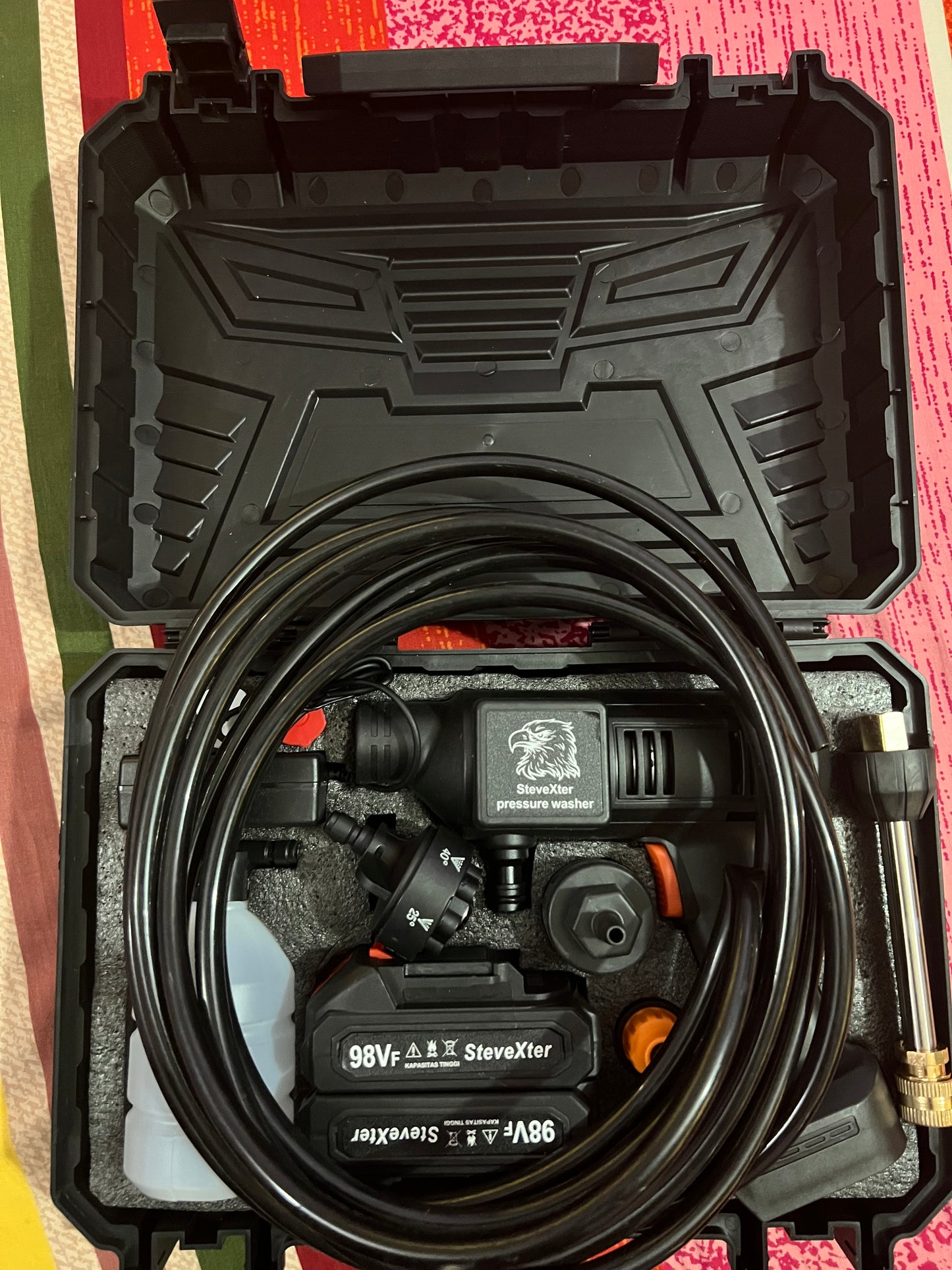The SteveXter Pressure Washer